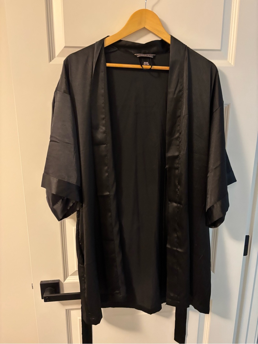 Victoria’s Secret Black Satin Trim Kimono Robe